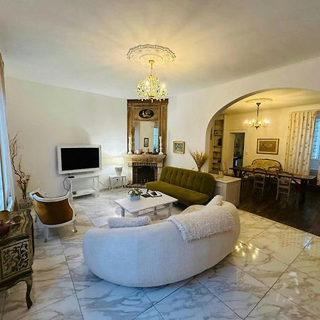 Magnifique Maison Dartiste La Maison Aerts Реймс Екстериор снимка